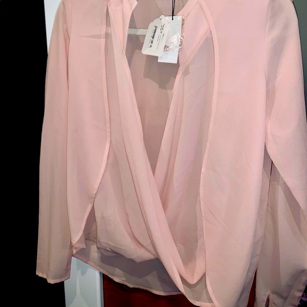 Light pink flowy blouse. Size S. Fits like a M